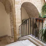 Tresca Charme Luxury Bed & Breakfast 3*