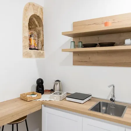 Tresca Charme Luxury לינה וארוחת בוקר 4*