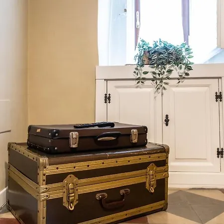 לינה וארוחת בוקר Tresca Charme Luxury